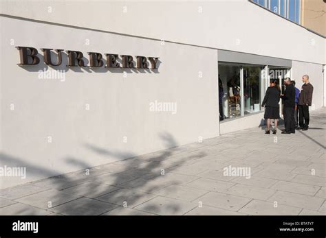 burberry outlet uk london|burberry factory outlet london.